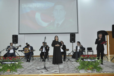 Ağdamda Vətən Müharibəsi şəhidi Quliyev Şəhriyar Nəsib oğlunun xatirəsinə həsr olunmuş “Qəhrəmanlığın Şəhriyar Zirvəsi”  filminin təqdimat mərasimi baş tutub