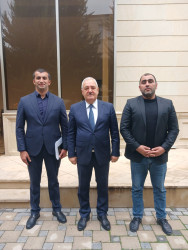 Ağdam Rayon İcra Hakimiyyətinin başçısı Vaqif Həsənov Vətən müharibəsi veteranını qəbul edib