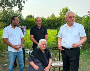 17.07.2026-ci il tarixdə Ağdam Rayon İcra Hakimiyyətinin başçısı Vaqif Həsənov şəhid ailəsinin evində görülmüş işlərlə yerində tanış olub
