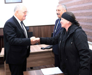 28 oktyabrda Ağdam Rayon İcra Hakimiyyətinin başçısı Vaqif Həsənov vətəndaşların növbəti qəbulunu keçirib