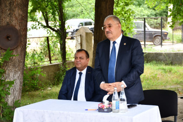 Ağdam Rayon İcra Hakimiyyətinin başçısı Vaqif Həsənovun rayonun Sarıcalı kəndində səyyar qəbul-görüşü keçirilib