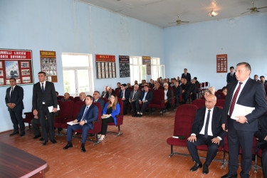 Ağdam Rayon İcra Hakimiyyətinin başçısı Vaqif Həsənovun rayonun İkinci Dördyol qəsəbəsində səyyar qəbul-görüşü keçirilib
