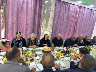 Ağdam Rayon İcra Hakimiyyətinin başçısı Vaqif Həsənov şəhid atasının 60 illik yubileyində iştirak edib