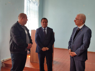Milli Məclisin deputatı Bəxtiyar Əliyev Quzanlı köçkün qəsəbəsində  seçiciləri ilə görüşüb
