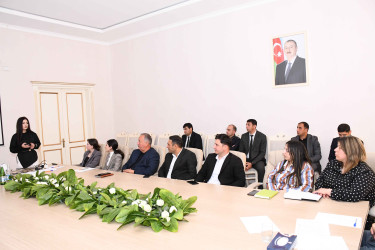 Ağdamda dövlət qulluqçuları üçün təlim keçirilib