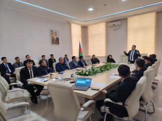 Ağdamda dövlət qulluqçuları üçün növbəti təlim keçirilib