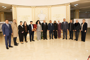Ağdamda “Tarixin Yaddaşı, İlmələrin Dili” adlı 5-ci fərdi yaradıcılıq sərgisi keçirilib