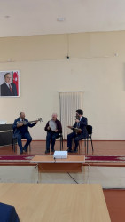 Ağdam Musiqi Kollecində tanınmış muğam tədqiqatçısı Cefri Verbokla görüş keçirilib