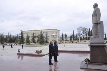 Ailə, Qadın və Uşaq Problemləri üzrə Dövlət Komitəsinin sədri Bahar Muradova Ağdam rayonunda vətəndaşları qəbul edib