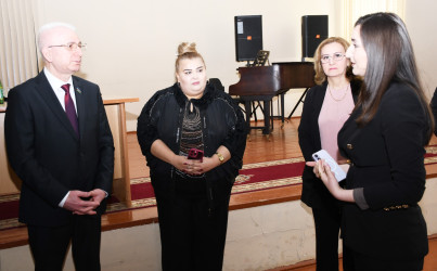 Milli Məclisin deputatı Bəxtiyar Əliyev Ağdam Musiqi Kollecinin pedoqoji heyəti və seçiciləri ilə görüşüb