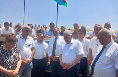 Birinci Qarabağ müharibəsi şəhidi İdris Hümbətovun anım günü münasibətilə məzarı ziyarət edilib