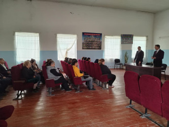 Ağdamda nüvə və digər kütləvi qırğın silahının mümkün tətbiqi təhlükəsi ilə bağlı əhalinin hazırlıq səviyyəsinin artırılması məqsədilə maarifləndirmə tədbirləri aparılıb.