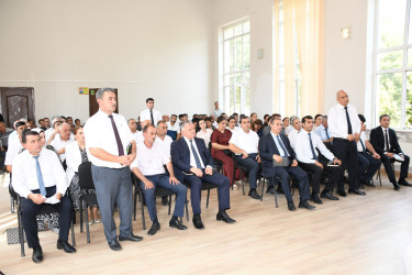 Ağdam Rayon İcra Hakimiyyətinin başçısı Vaqif Həsənovun rayonun Qaradağlı kəndində səyyar qəbul-görüşü keçirilib