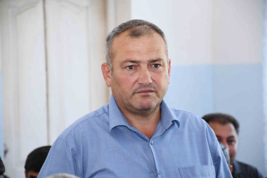 04.08.2026-cı il tarixdə Ağdam Rayon İcra Hakimiyyətinin başçısı Vaqif Həsənovun rayonun Ayaq Qərvənd qəsəbəsində səyyar qəbul-görüşü keçirilib