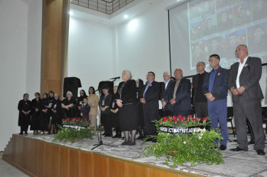 Ağdamda Vətən Müharibəsi şəhidi Quliyev Şəhriyar Nəsib oğlunun xatirəsinə həsr olunmuş “Qəhrəmanlığın Şəhriyar Zirvəsi”  filminin təqdimat mərasimi baş tutub