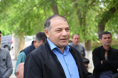 Ağdam Rayon İcra Hakimiyyətinin başçısı Vaqif Həsənovun rayonun Alıbəyli kəndində səyyar qəbul-görüşü keçirilib