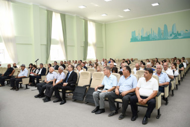 Ağdam Rayon İcra Hakimiyyətinin başçısı Vaqif Həsənovun Qobu Park-3 yaşayış kompleksində səyyar qəbul-görüşü keçirilib