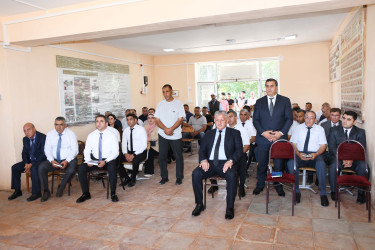Ağdam Rayon İcra Hakimiyyətinin başçısı Vaqif Həsənovun rayonun Yeni Ergi qəsəbəsində səyyar qəbul-görüşü keçirilib