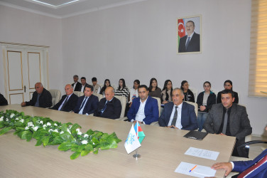 Ağdamda “Konstitusiya və Suverenlik İli” çərçivəsində 18 Oktyabr-Müstəqilliyin Bərpası Günü münasibətilə dəyirmi masa təşkil edilib