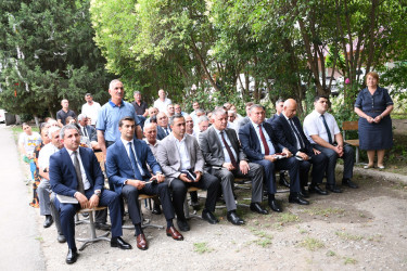 Ağdam Rayon İcra Hakimiyyətinin başçısı Vaqif Həsənovun rayonun Sarıcalı kəndində səyyar qəbul-görüşü keçirilib