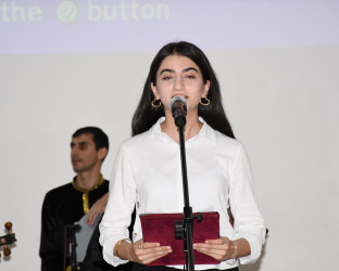 04.06.2025-ci il tarixdə Qarabağ Universitetinin rektoru Şahin Bayramov Ağdamda abituriyentlərlə görüş keçirib