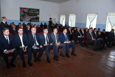 Ağdam Rayon İcra Hakimiyyətinin başçısı Vaqif Həsənovun rayonun Bənövşələr qəsəbəsində səyyar qəbul-görüşü keçirilib