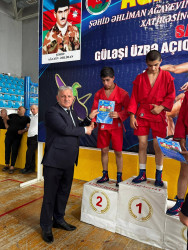 Ağdamda Birinci Qarabağ müharibəsi şəhidlərinin xatirəsinə həsr olunmuş yeniyetmələr arasında sambo güləşi üzrə açıq respublika turniri keçirilib