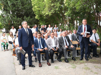 Ağdam Rayon İcra Hakimiyyətinin başçısı Vaqif Həsənovun rayonun Sarıcalı kəndində səyyar qəbul-görüşü keçirilib