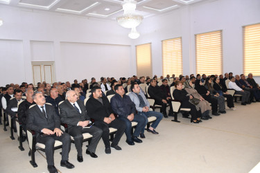 Ağdamda sahibkarlarla görüş keçirilib