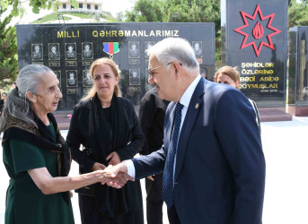 Ağdamda Azərbaycanın Milli Qəhrəmanı Canpolad Rzayevin atası, “Qarabağ şahinləri” batalyonunun komandiri, qəhrəman döyüşçü Yaqub Rzayevin anım günü qeyd edilib