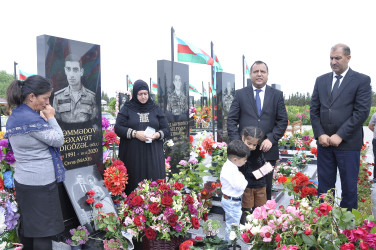 Ağdam rayonunda Vətən müharibəsi şəhidi Məmmədov Səxavət Adıgözəl oğlunun doğum günündə xatirəsi anılıb