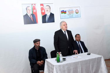Ağdam Rayon İcra Hakimiyyətinin başçısı Vaqif Həsənovun rayonun Paşabəyli kəndində səyyar qəbul-görüşü keçirilib