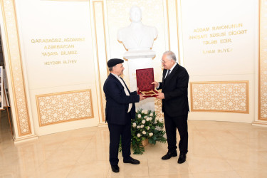 Ağdamda “Tarixin Yaddaşı, İlmələrin Dili” adlı 5-ci fərdi yaradıcılıq sərgisi keçirilib