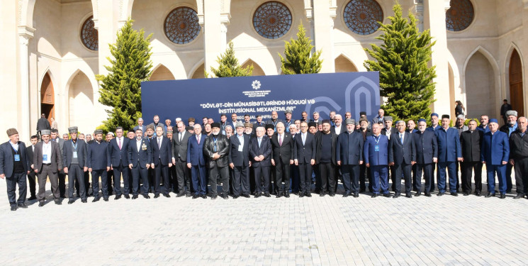 Ağdamda “Dövlət-din münasibətlərində hüquqi və institusional mexanizmlər” mövzusunda regional konfrans keçirilib