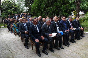 15.05.2026-cı il tarixdə Ağdam Rayon İcra Hakimiyyətinin başçısı Vaqif Həsənovun rayonun Səfərli qəsəbəsində səyyar qəbul-görüşü keçirilib