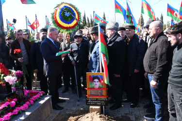 Ağdamda Birinci Qarabağ müharibəsi zamanı itkin düşmüş Göyüşov Qurban Ramazan oğlunun dəfn mərasimi baş tutub