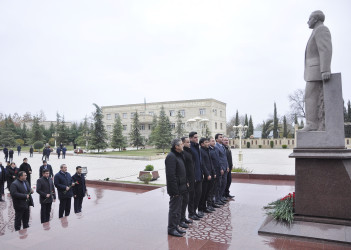 Ümummilli lideri Heydər Əliyevin əziz xatirəsi Ağdam rayonunda dərin ehtiramla yad edilib