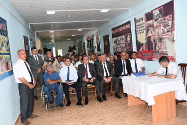 Ağdam Rayon İcra Hakimiyyətinin başçısı Vaqif Həsənovun Birinci Alıbəyli qəsəbəsində səyyar qəbul-görüşü keçirilib