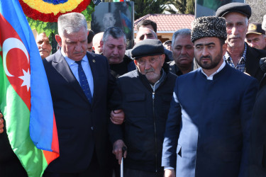 Ağdamda Birinci Qarabağ müharibəsi zamanı itkin düşmüş Göyüşov Qurban Ramazan oğlunun dəfn mərasimi baş tutub