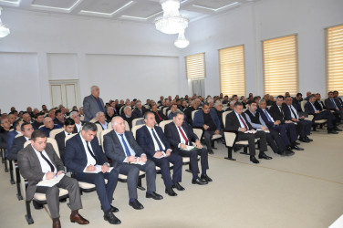 Ağdamda “2023-cü ildə pambıq əkinləri üçün torpaq sahələrinin müəyyənləşdirilməsi, şum və arat işlərinin təşkili vəziyəti” mövzusunda müşavirə keçirilib