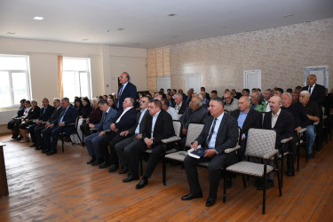 Ağdam Rayon İcra Hakimiyyətinin başçısı Vaqif Həsənovun Bakı şəhəri, Sabunçu rayonu Kürdəxanı köçkün qəsəbəsində səyyar qəbul-görüşü keçirilib