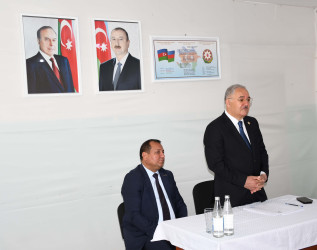 Ağdam Rayon İcra Hakimiyyətinin başçısı Vaqif Həsənovun Paşabəyli kəndində səyyar qəbul-görüşü keçirilib