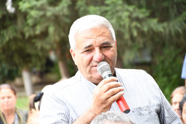 Ağdam Rayon İcra Hakimiyyətinin başçısı Vaqif Həsənovun rayonun Sarıcalı kəndində səyyar qəbul-görüşü keçirilib