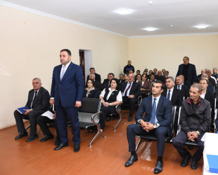 02.10.2026-cı il tarixində Ağdam Rayon İcra Hakimiyyətinin başçısı Vaqif Həsənovun rayonun Əhmədağalı kəndində səyyar qəbul-görüşü keçirilib